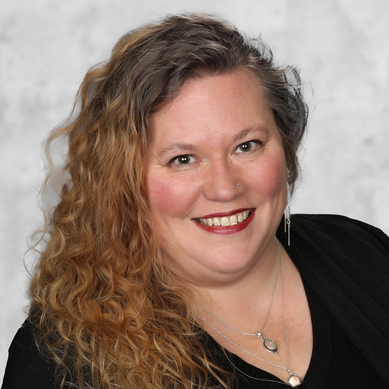 Headshot: Katherine Solan
