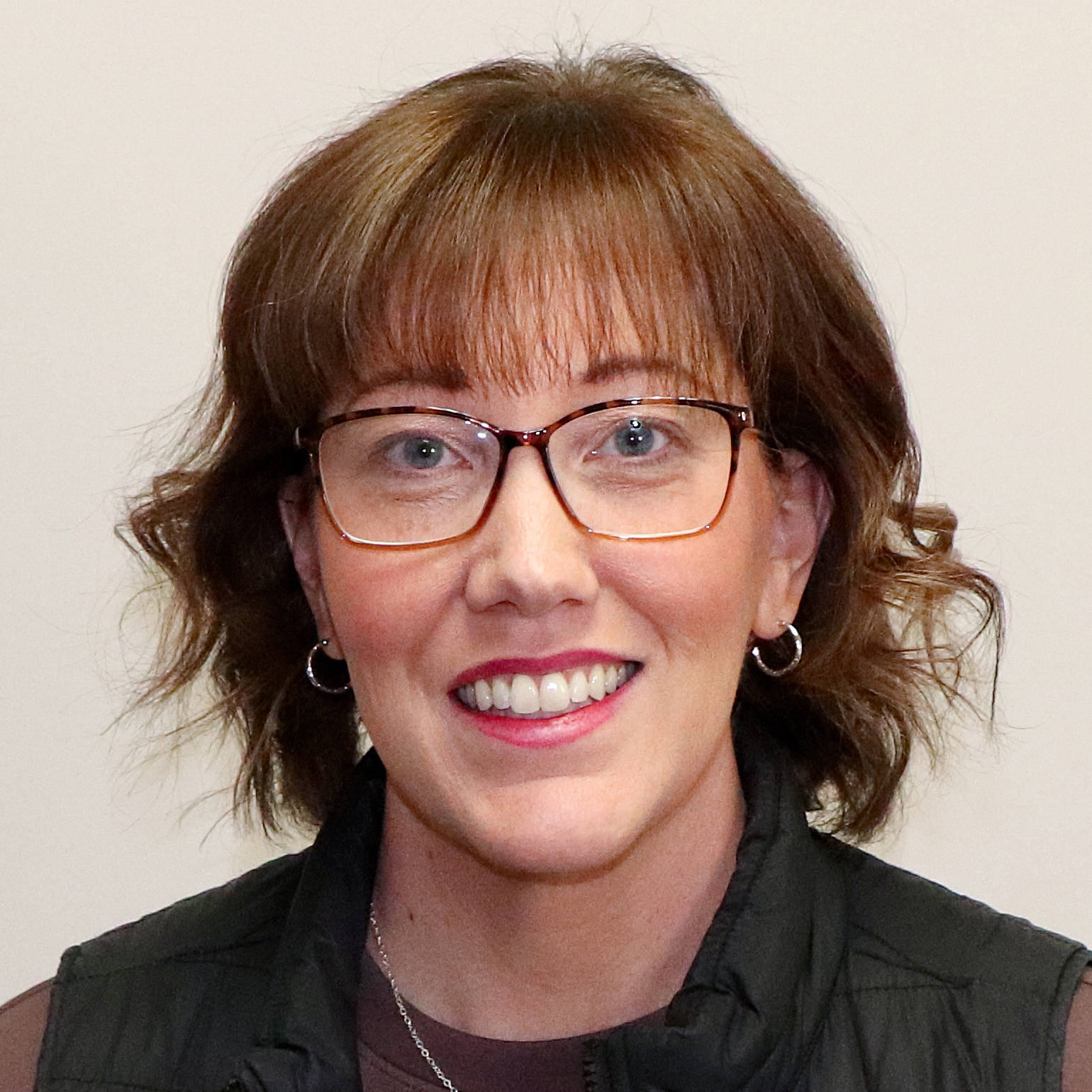 Headshot: Sheri Penney