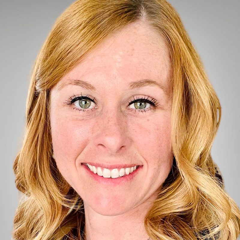 Headshot: Amy Grau